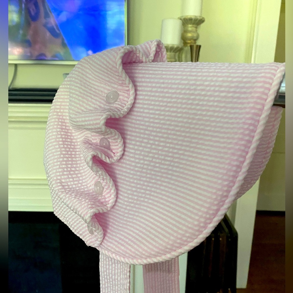 Seersucker Bonnet NWT